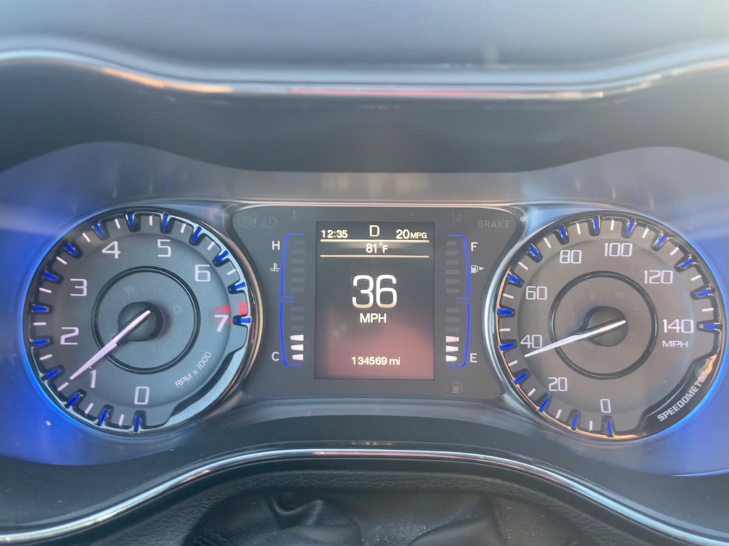 2015 Chrysler 200 Image 15