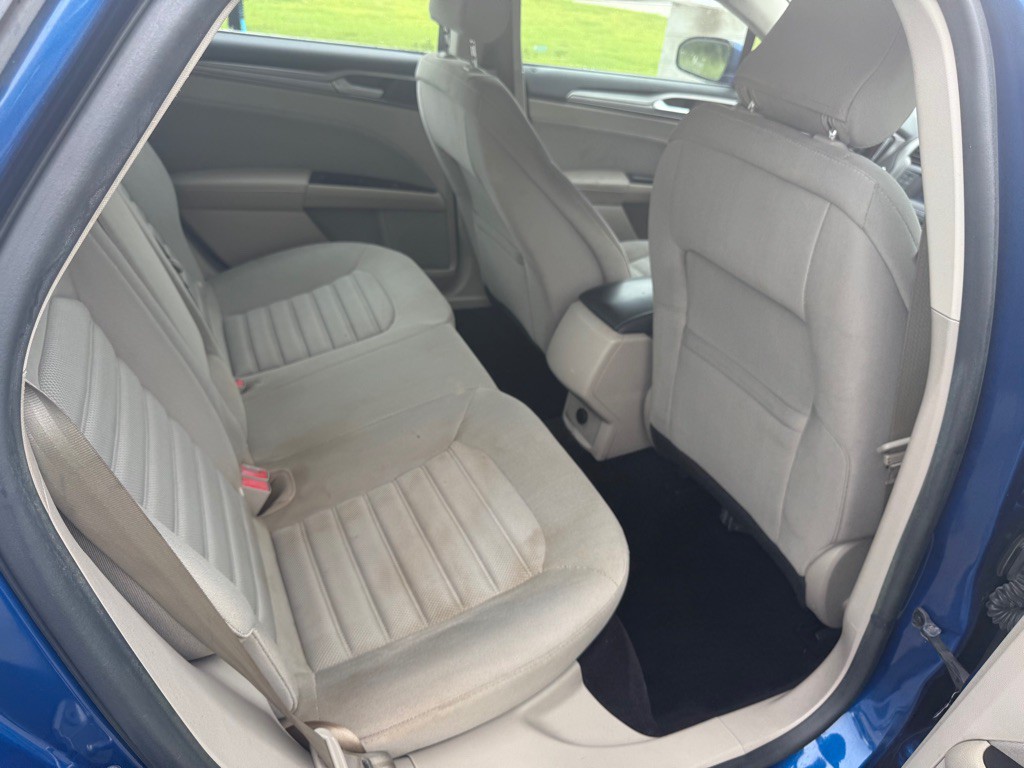 2017 Ford Fusion Image 6