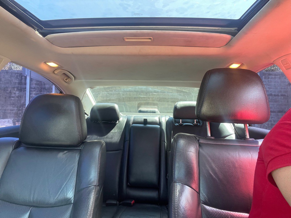2011 Nissan Maxima Image 5