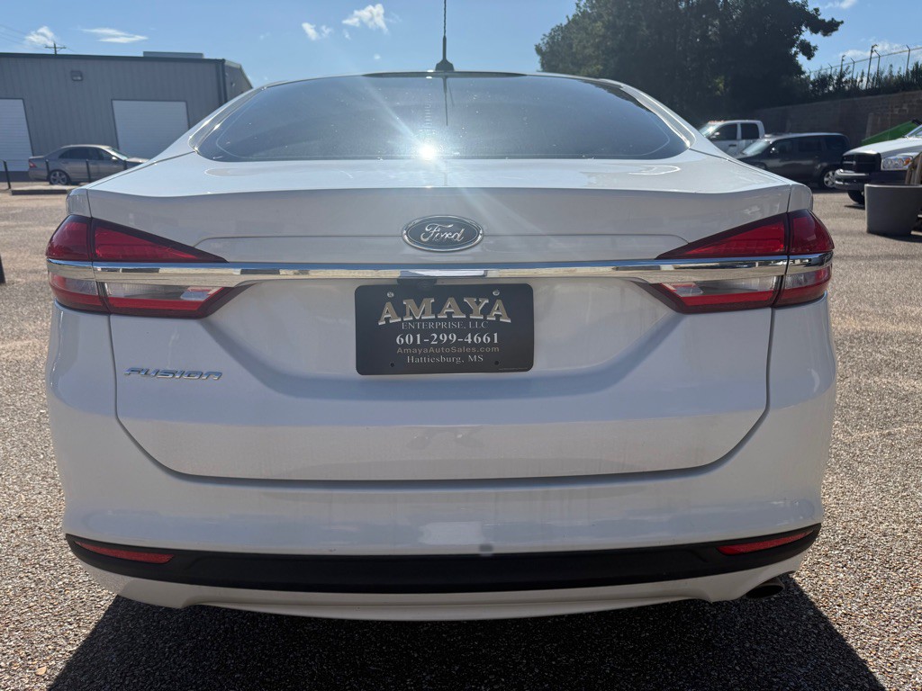 2017 Ford Fusion Image 5