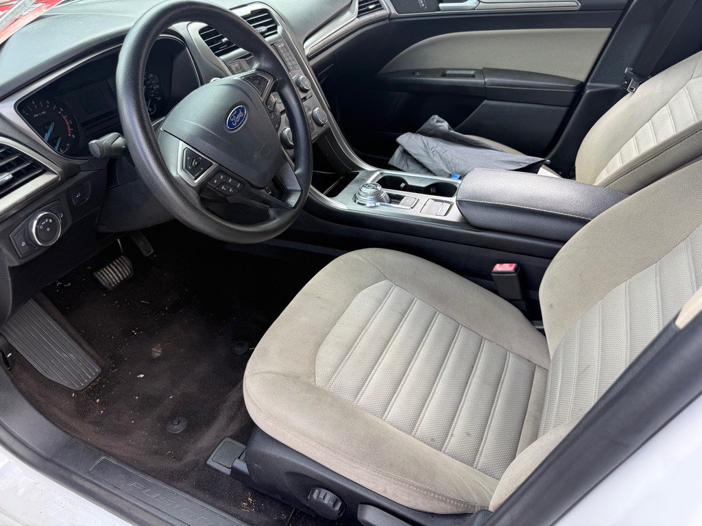 2017 Ford Fusion Image 13