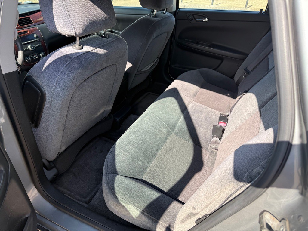 2009 Chevrolet Impala Image 6