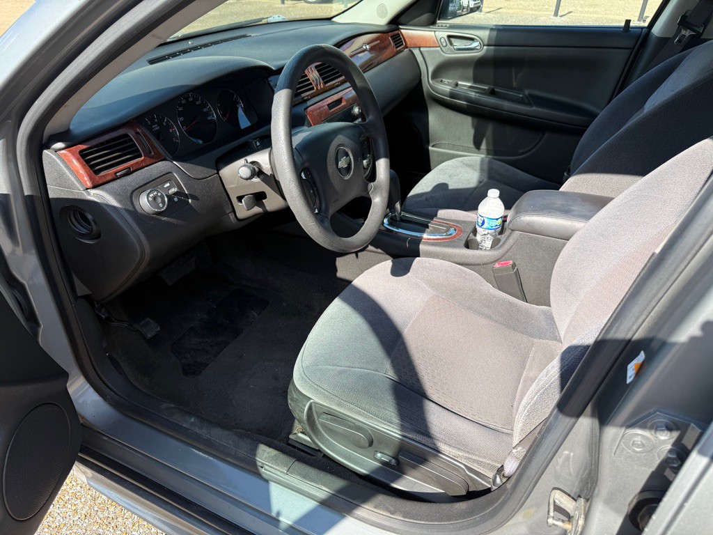 2009 Chevrolet Impala Image 7
