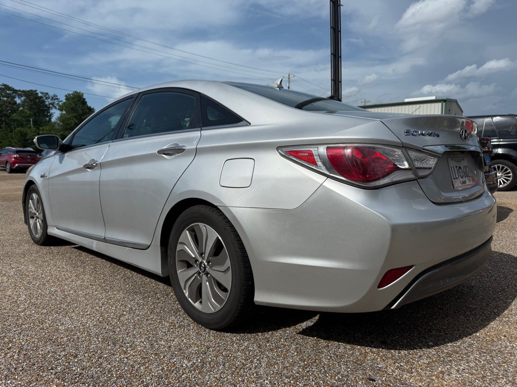 2013 Hyundai Sonata Image 10