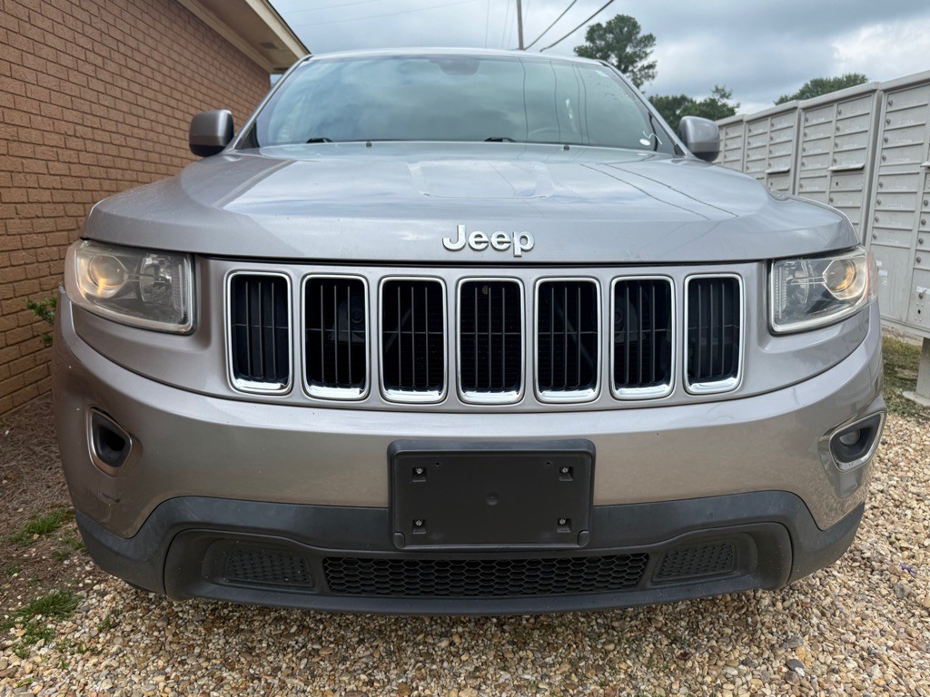 2016 Jeep Grand Cherokee Image 2