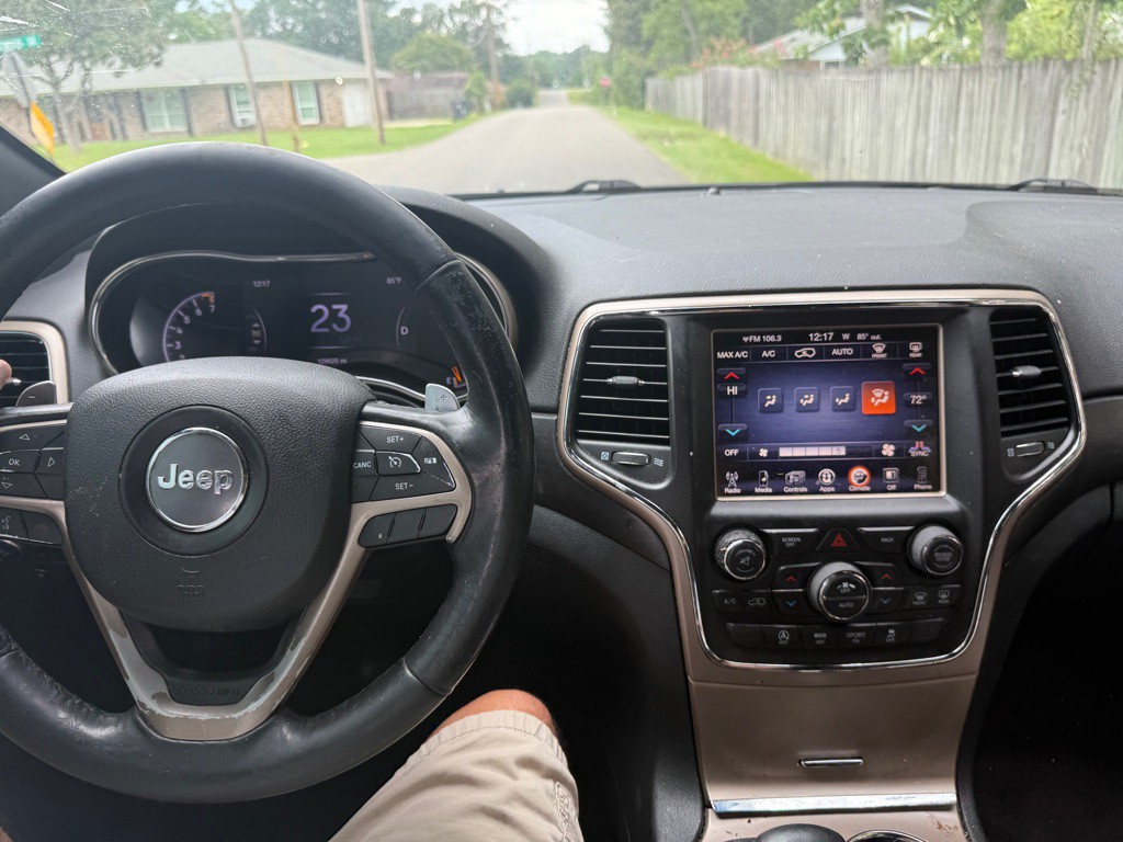 2016 Jeep Grand Cherokee Image 5