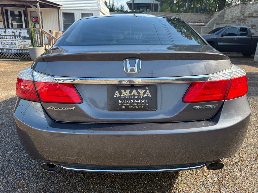 2015 Honda Accord Image 4
