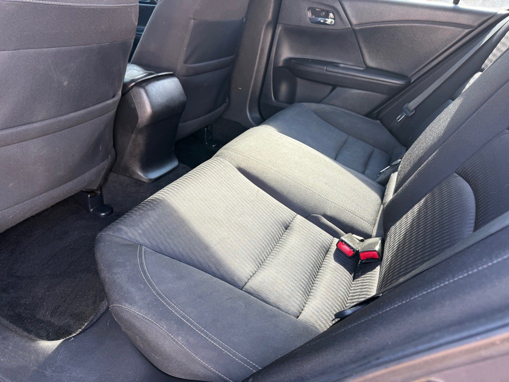 2015 Honda Accord Image 6