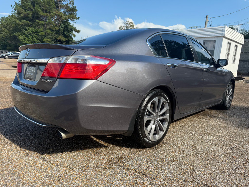2015 Honda Accord Image 10