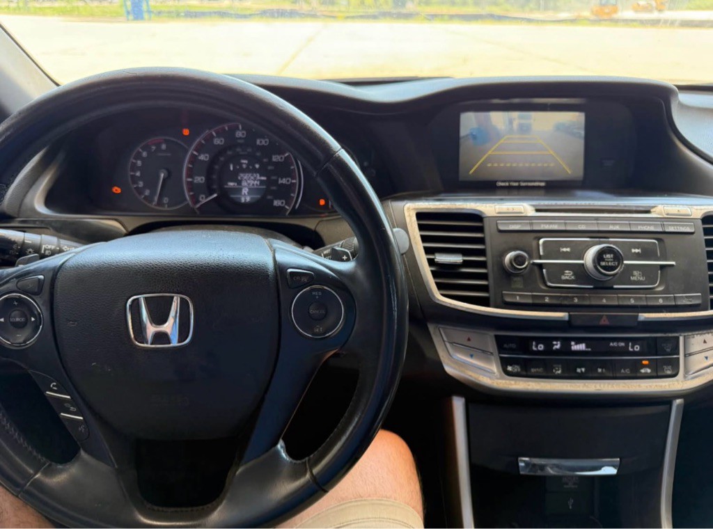 2015 Honda Accord Image 3