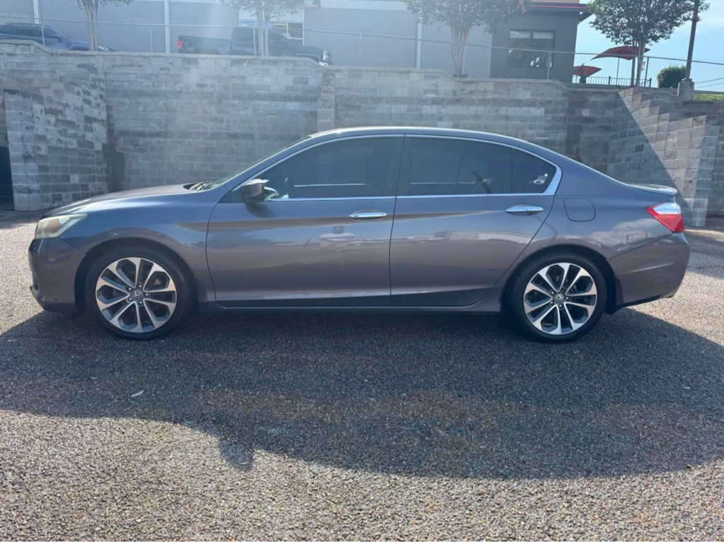 2015 Honda Accord Image 7