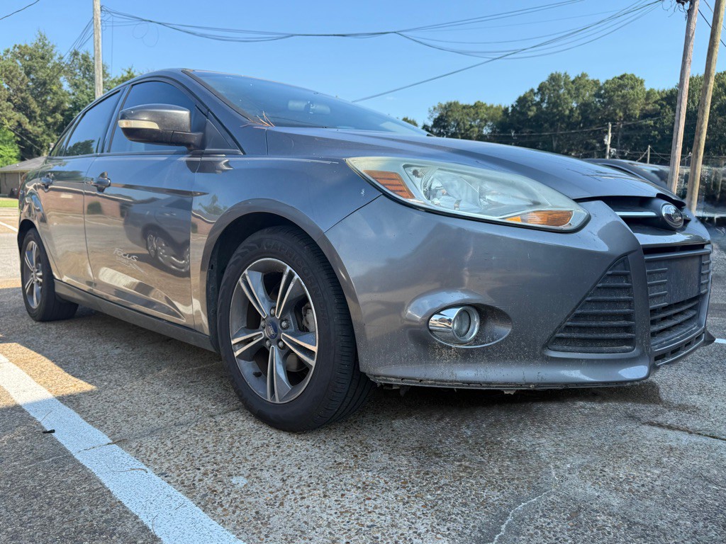 2014 Ford Focus Image 1