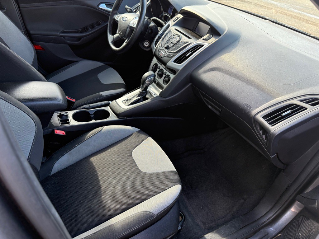 2014 Ford Focus Image 5