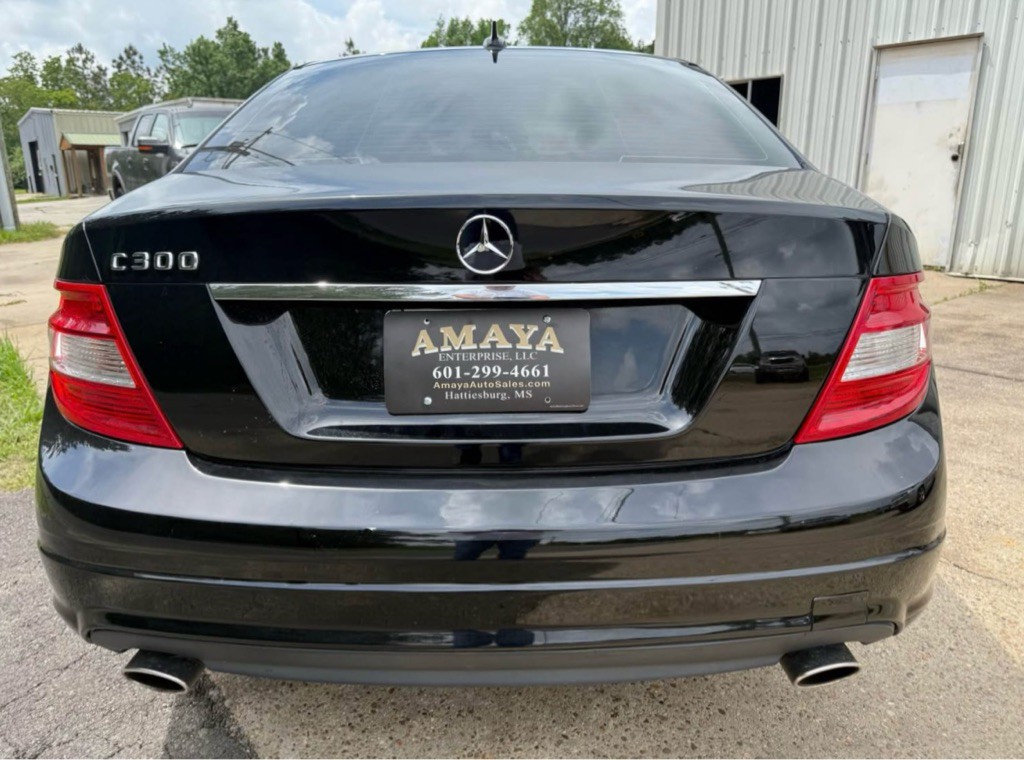 2011 Mercedes-Benz C-Class Image 5
