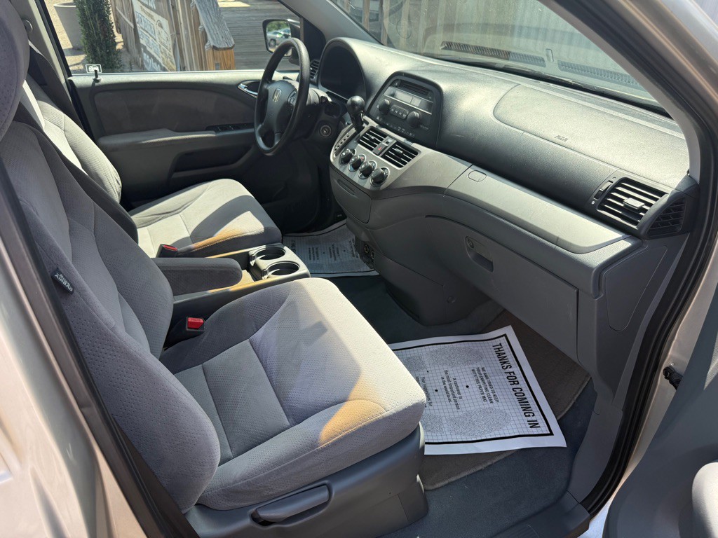 2007 Honda Odyssey Image 8
