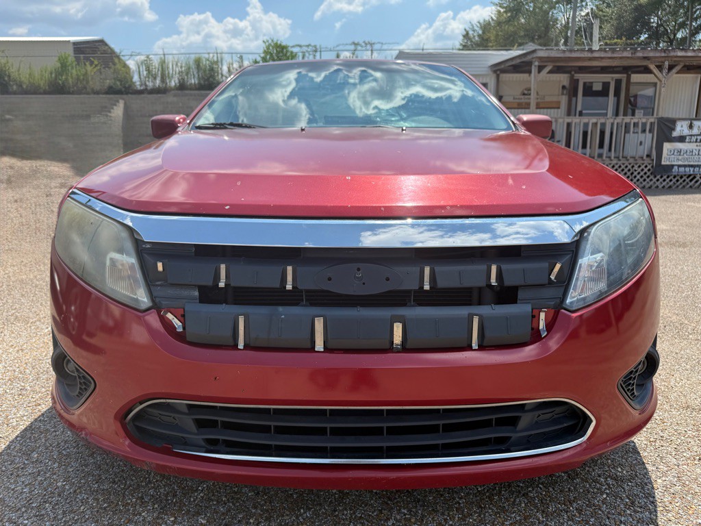 2010 Ford Fusion Image 2