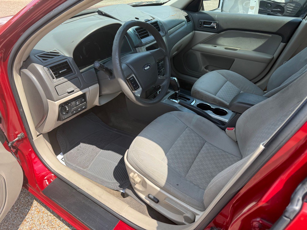 2010 Ford Fusion Image 5