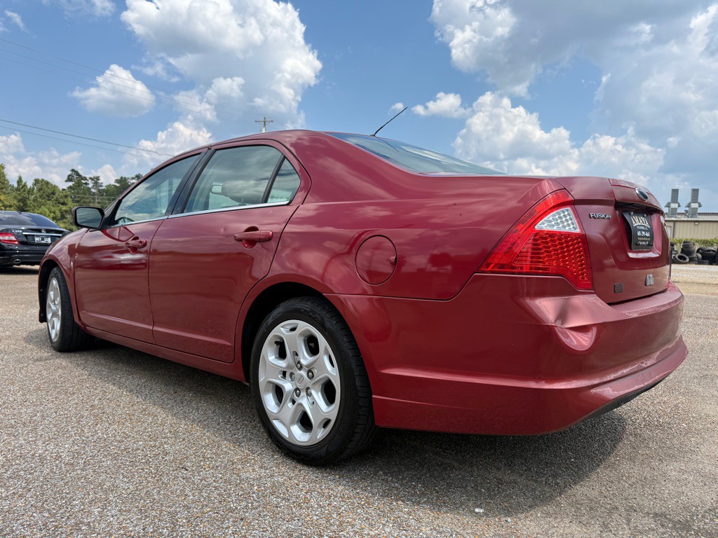 2010 Ford Fusion Image 11