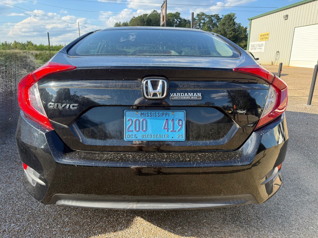 2017 Honda Civic Image 2