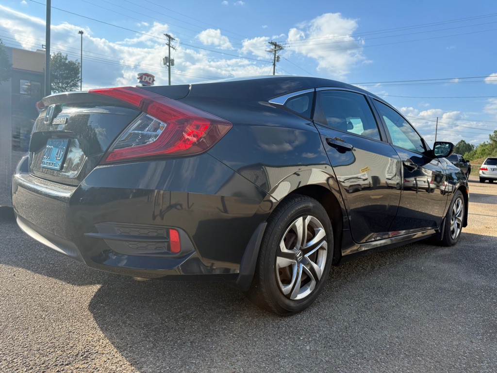 2017 Honda Civic Image 5