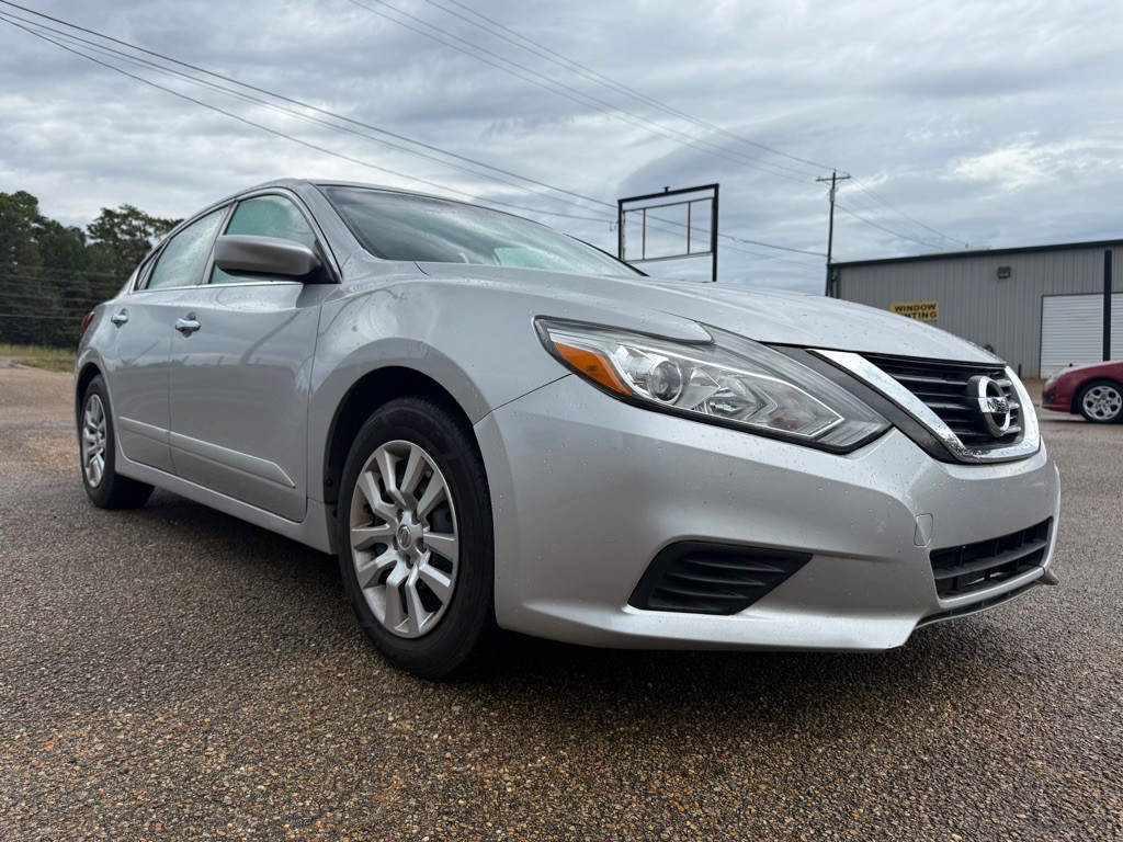 2016 Nissan Altima Image 3