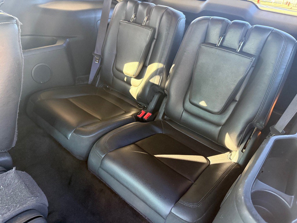 2014 Ford Explorer Image 10