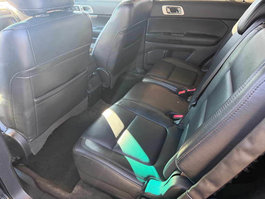 2014 Ford Explorer Image 11
