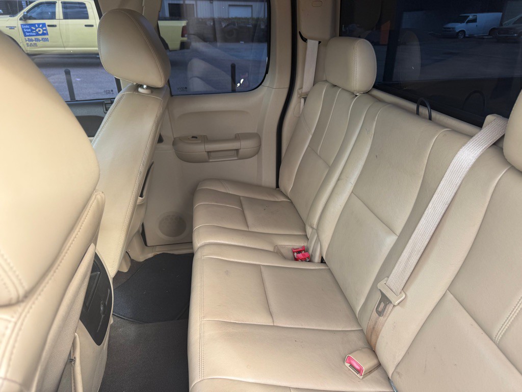 2010 Chevrolet Silverado 1500 Image 6