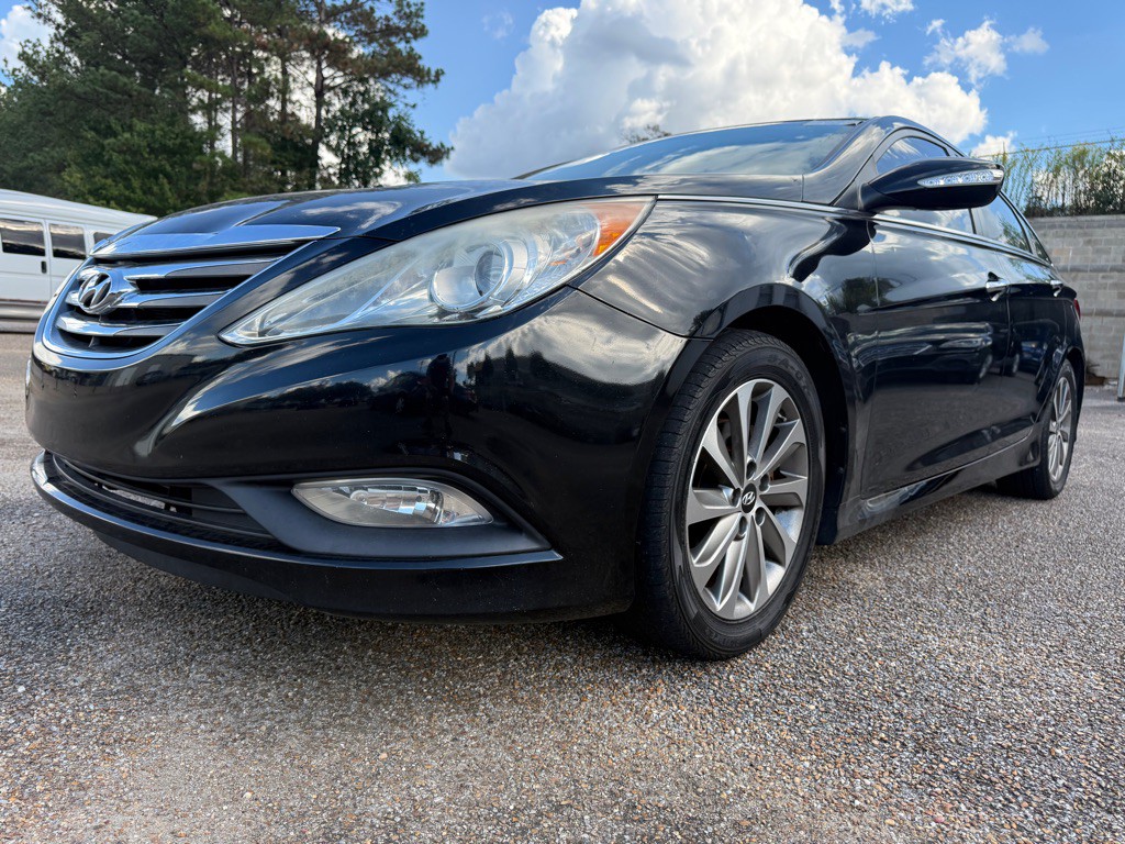 2014 Hyundai Sonata Image 1