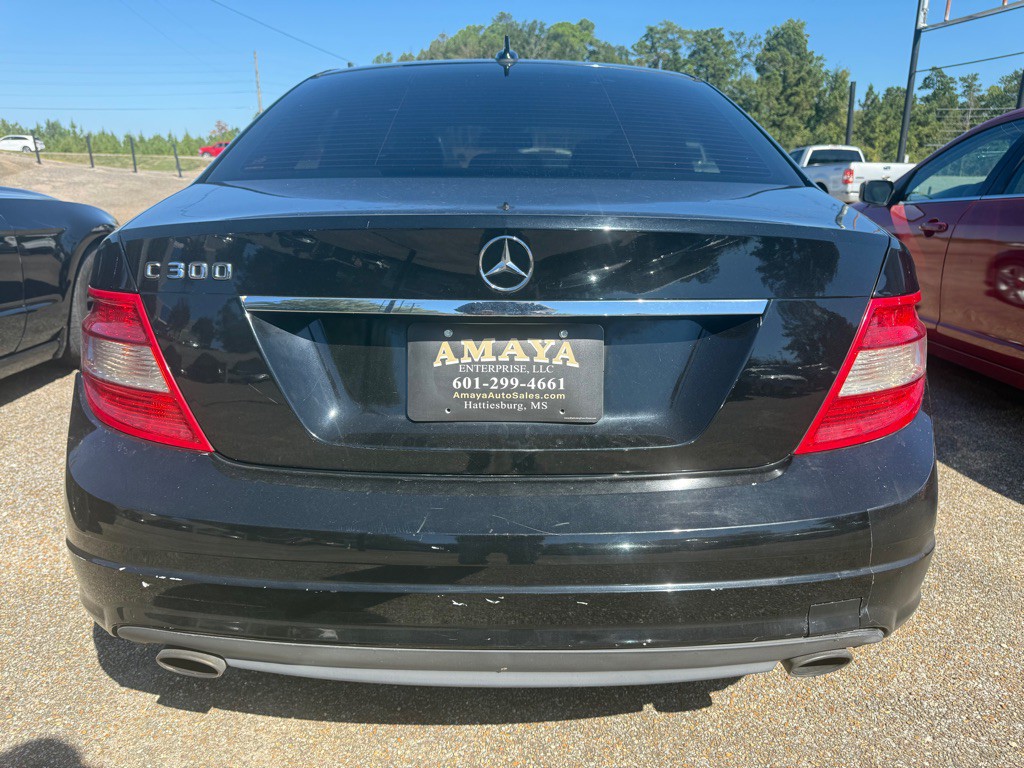 2010 Mercedes-Benz C-Class Image 9