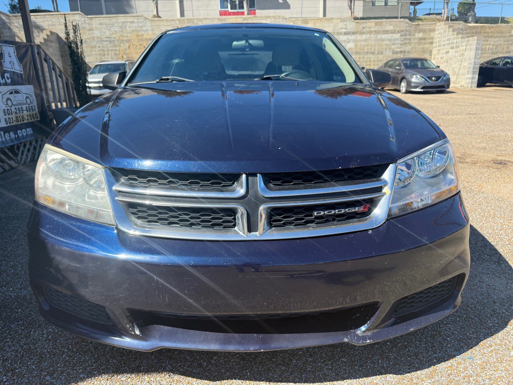 2014 Dodge Avenger Image 2