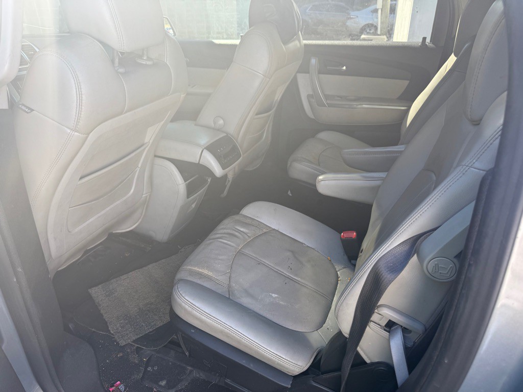 2007 GMC Acadia Image 12