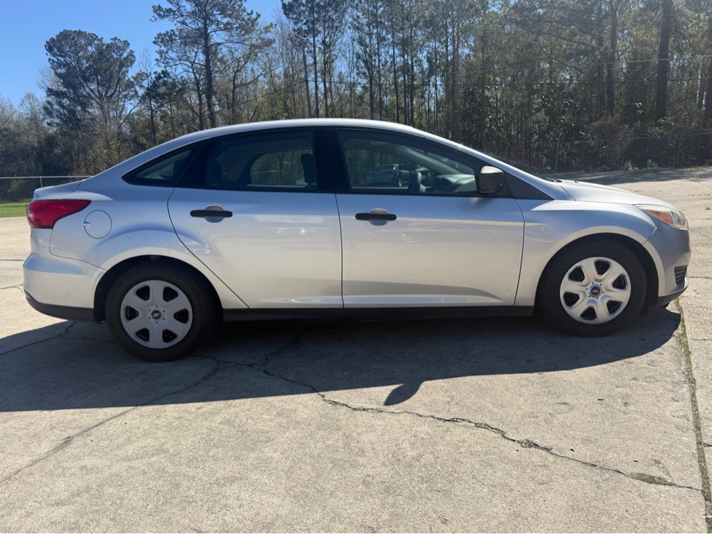 2018 Ford Focus Image 11