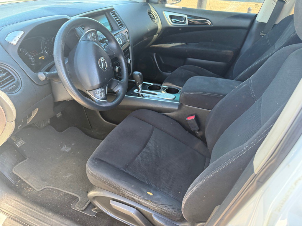 2015 Nissan Pathfinder Image 8
