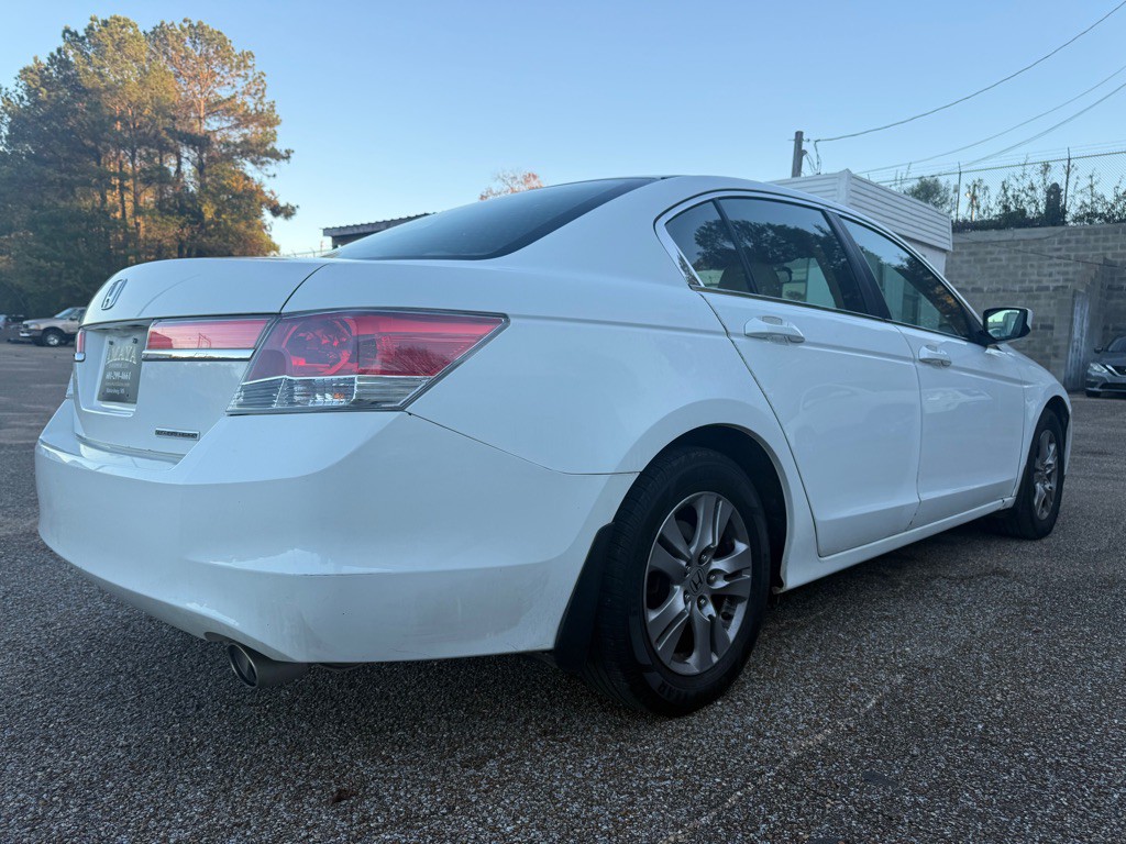 2012 Honda Accord Image 4
