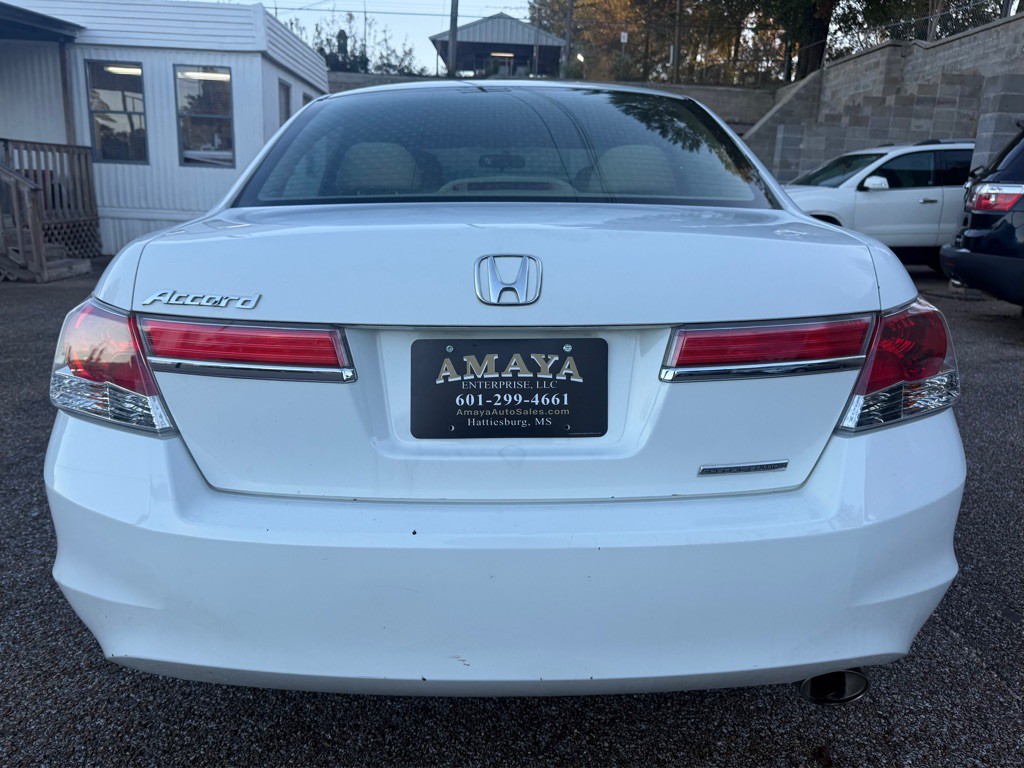 2012 Honda Accord Image 5