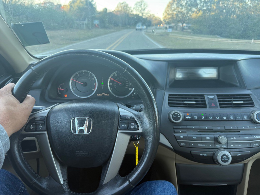 2012 Honda Accord Image 9