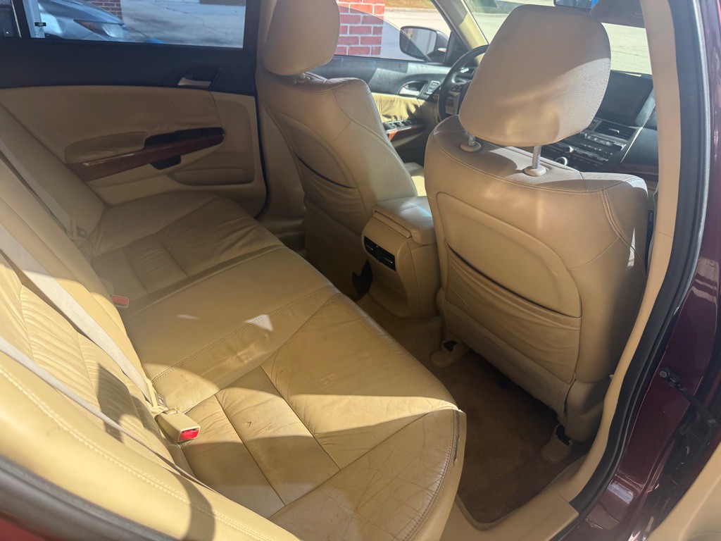 2011 Honda Accord Image 5