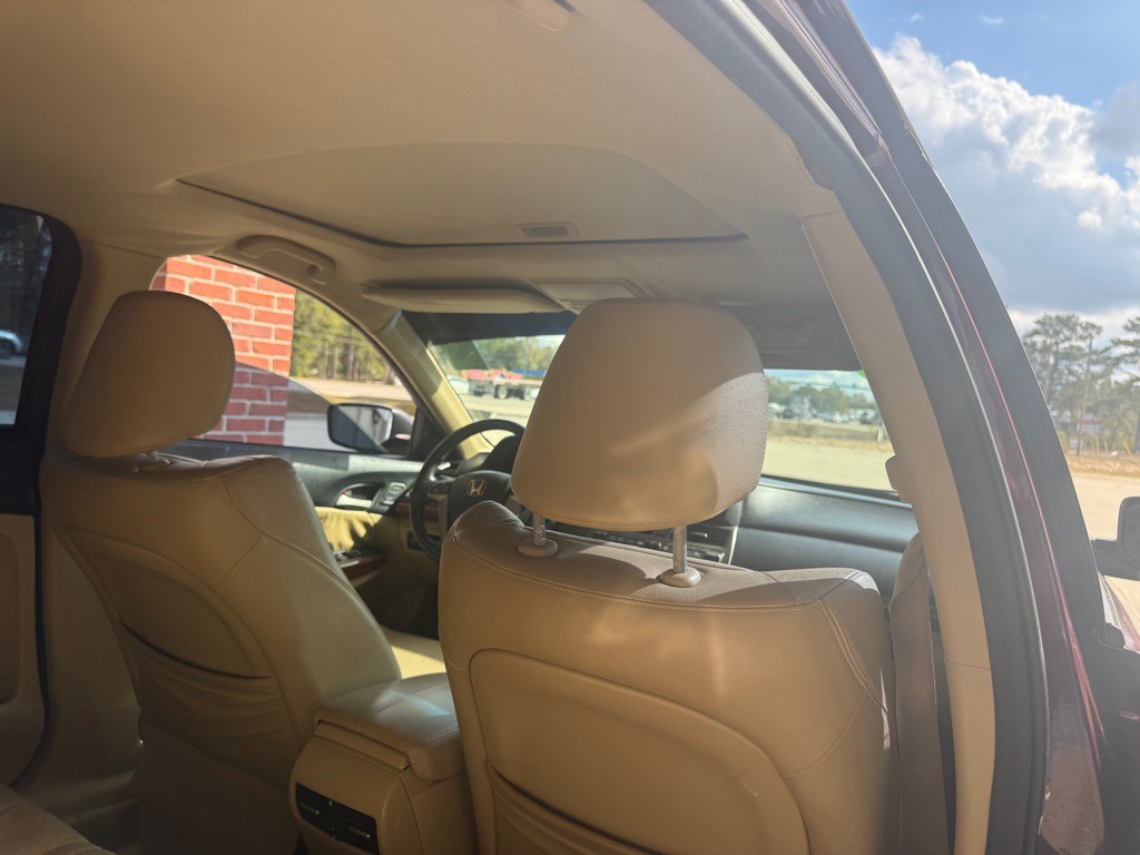 2011 Honda Accord Image 6