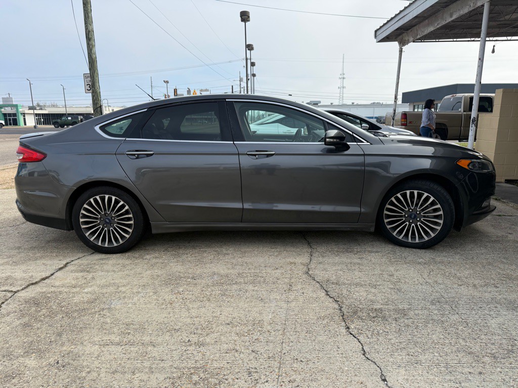 2017 Ford Fusion Image 6