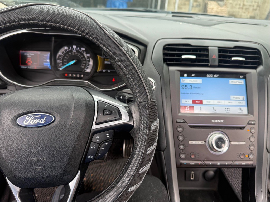 2017 Ford Fusion Image 8