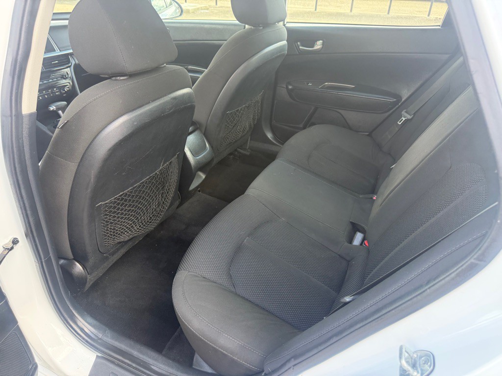 2019 Kia Optima Image 12