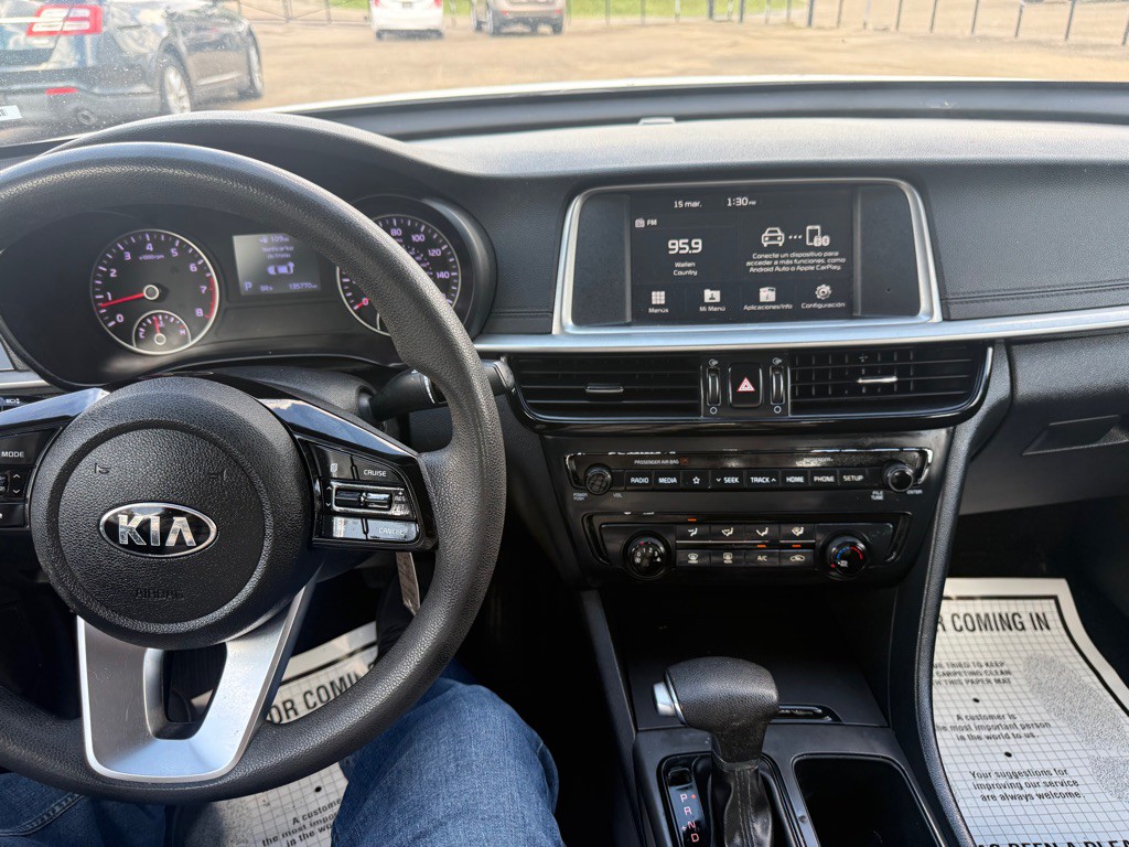 2019 Kia Optima Image 13