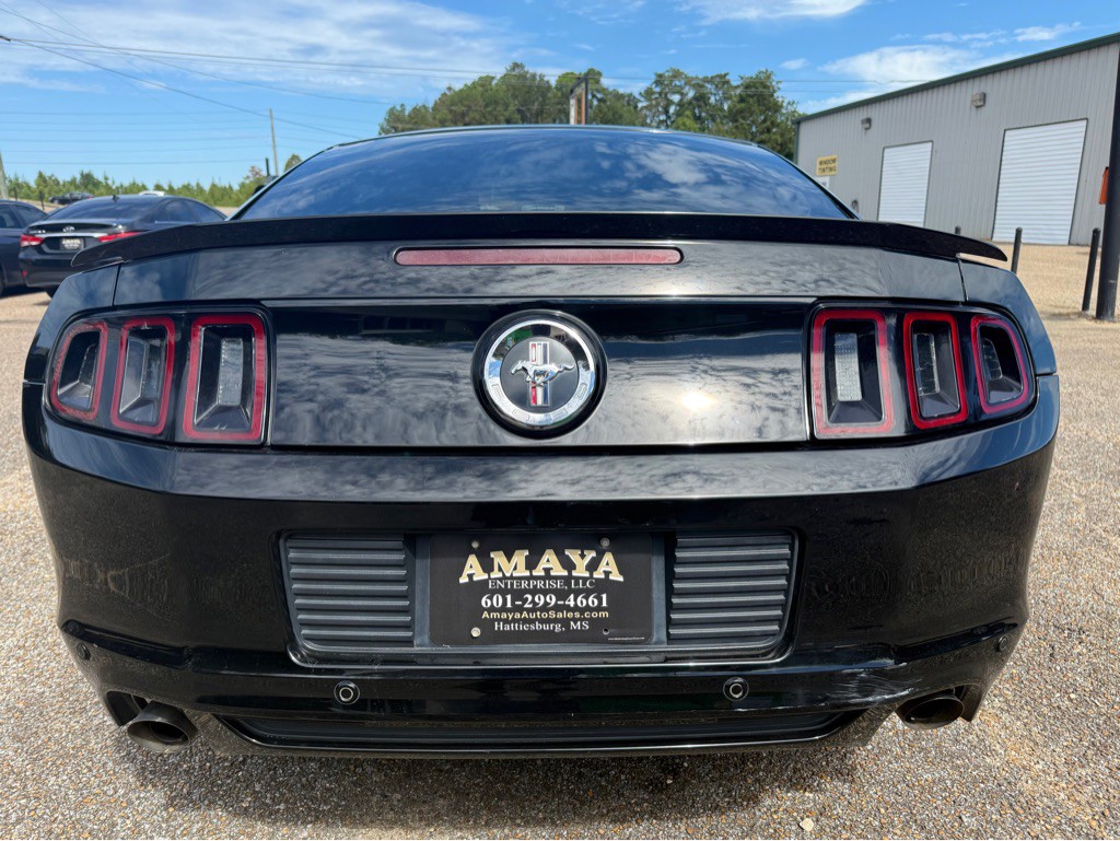 2014 Ford Mustang Image 2