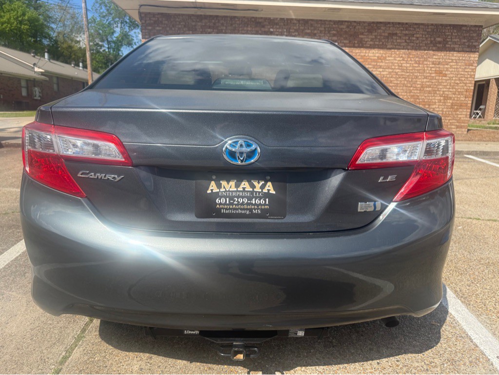 2012 Toyota Camry Image 6