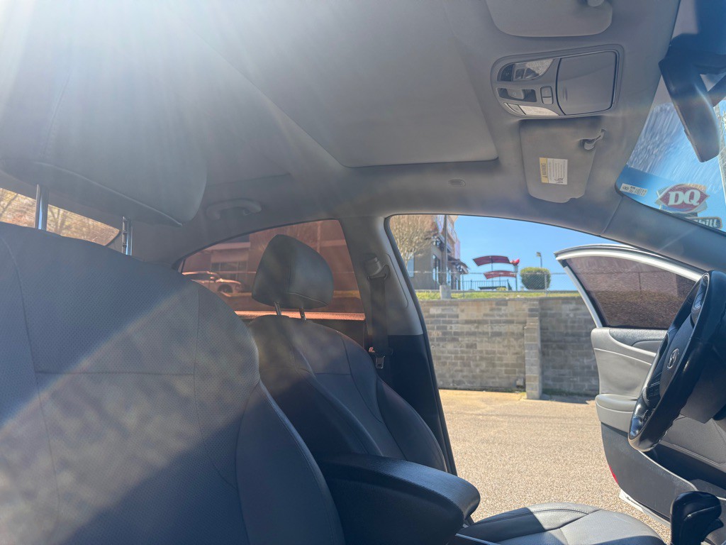 2015 Hyundai Sonata Image 4
