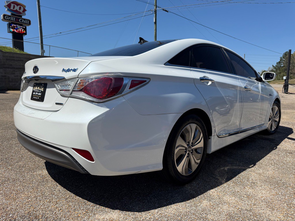 2015 Hyundai Sonata Image 9