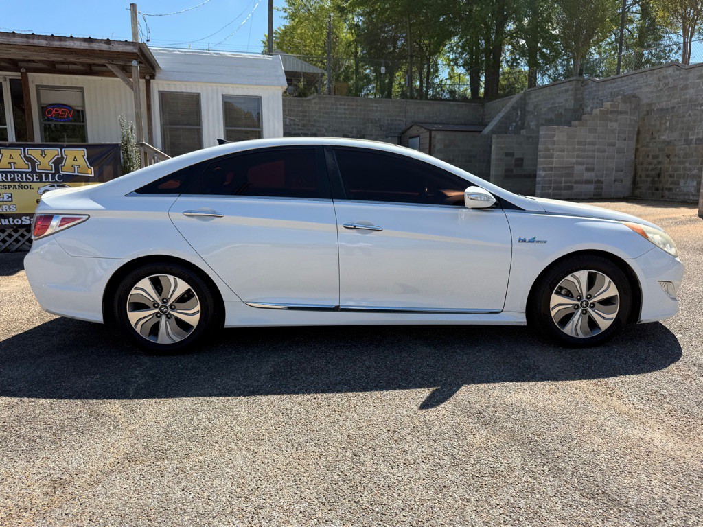 2015 Hyundai Sonata Image 18