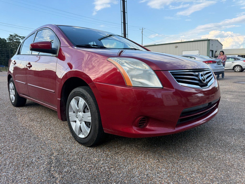 2011 Nissan Sentra Image 1