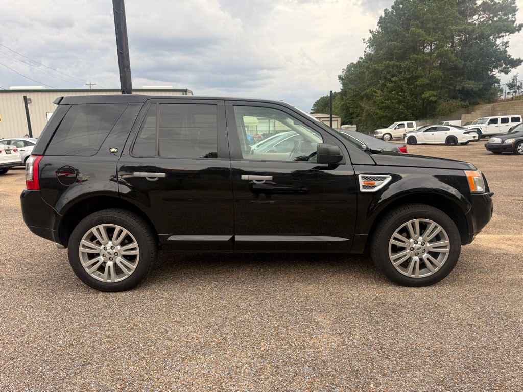 2009 Land Rover LR2 Image 4
